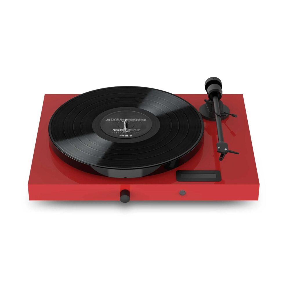 AVCore-Pro-Ject-Juke-Box-E-Top-Front-Angled-Gloss-Red jpg