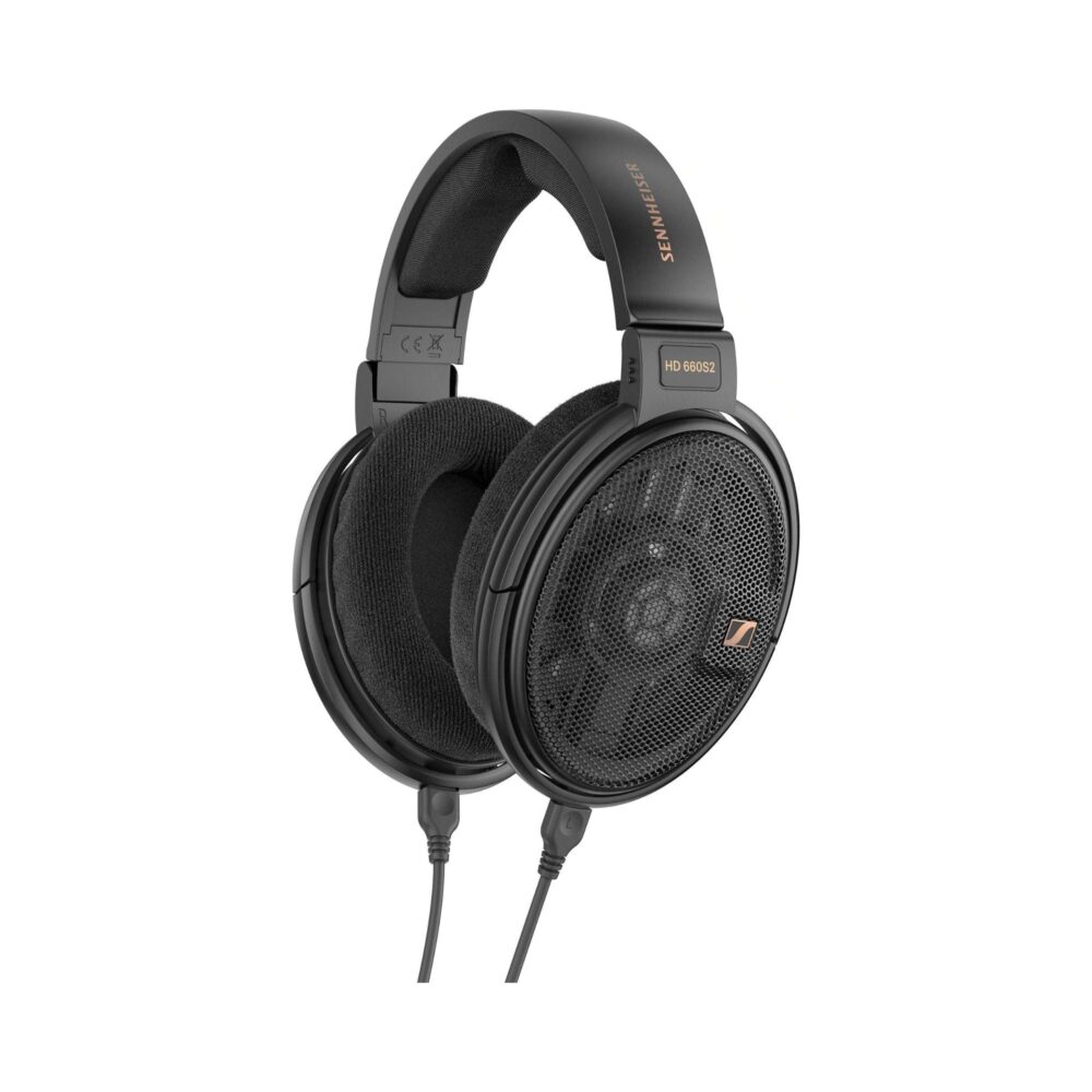 AVCore-Sennheiser-HD--S-Front-Angled-View- jpg