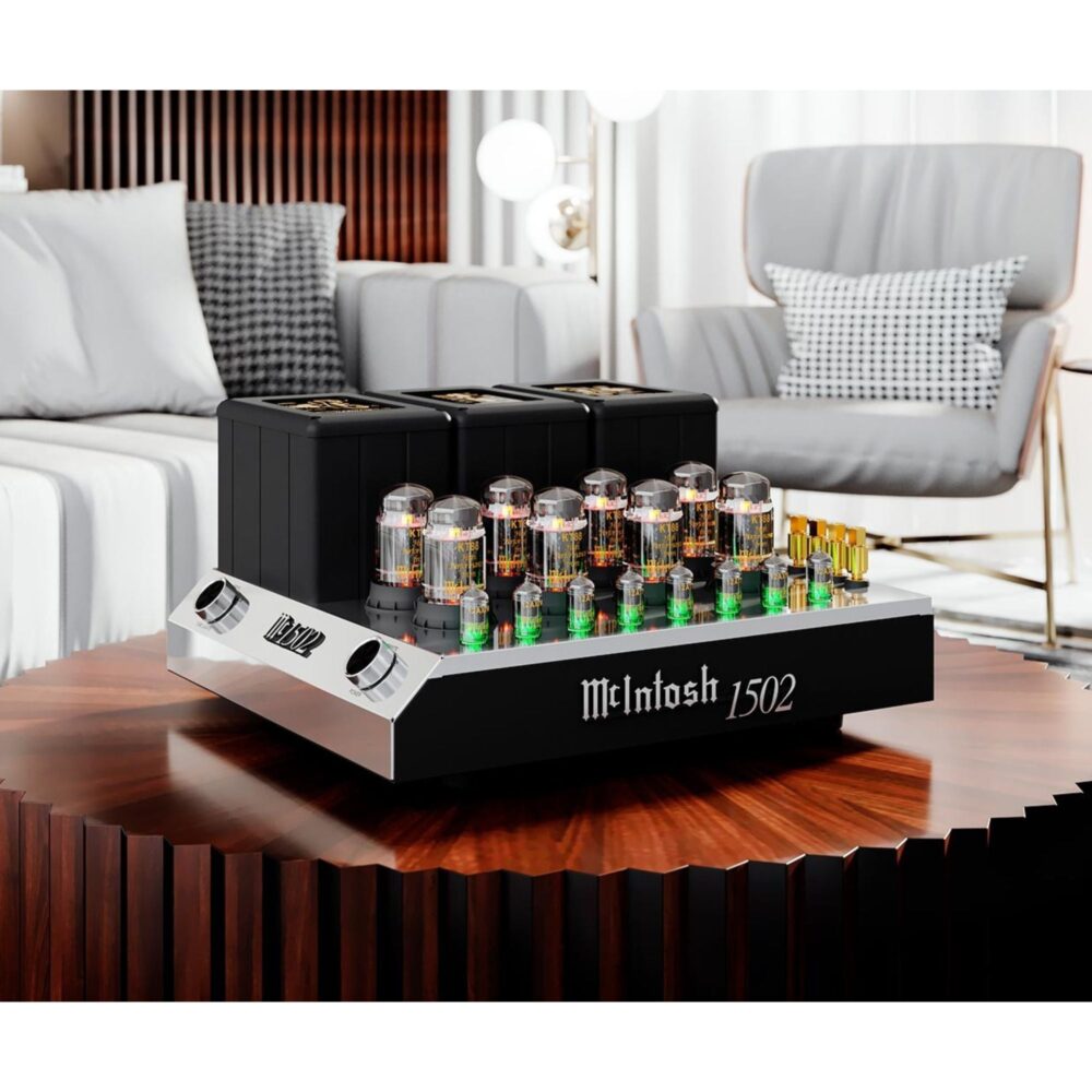 AVCore-McIntosh-MC--Lifestyle jpg