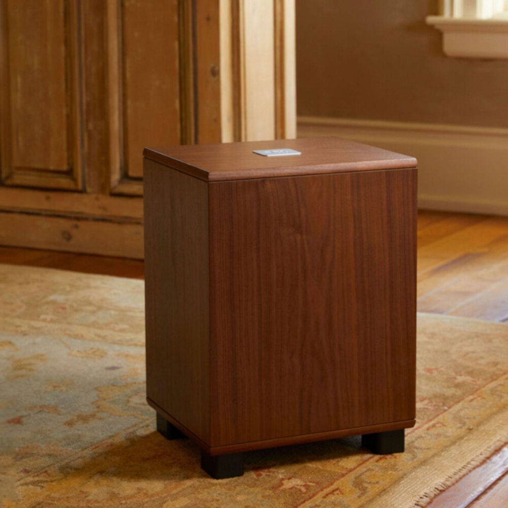 AVCore-REL-Acoustics-Classic--Subwoofer-Lifestyle jpg