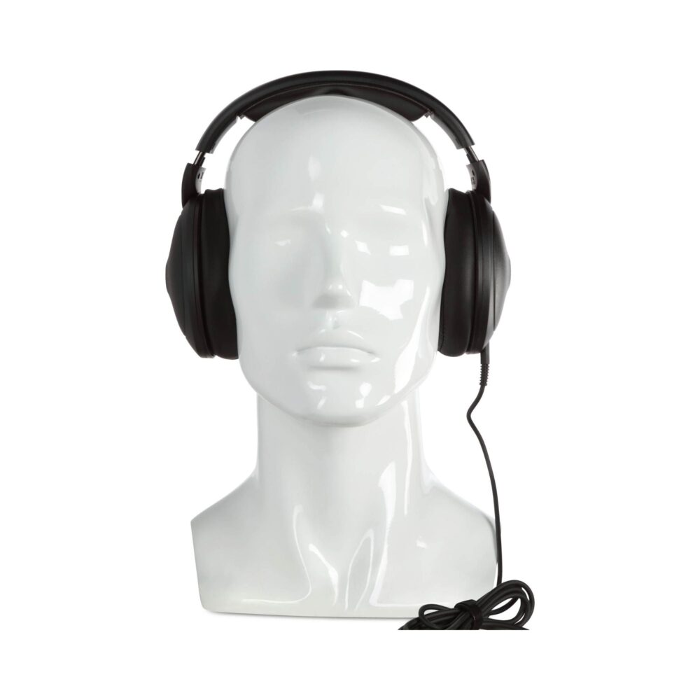 AVCore-Sennheiser-HD--S-Mannequine-Shown-For-Fit-Scale jpg