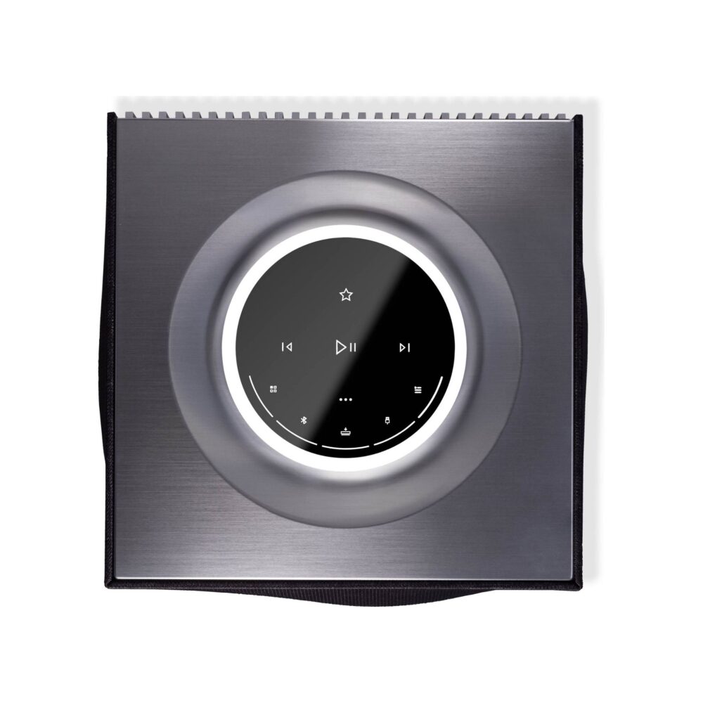 AVCore-Naim-Mu-So-Qb-Black-Detail- jpg