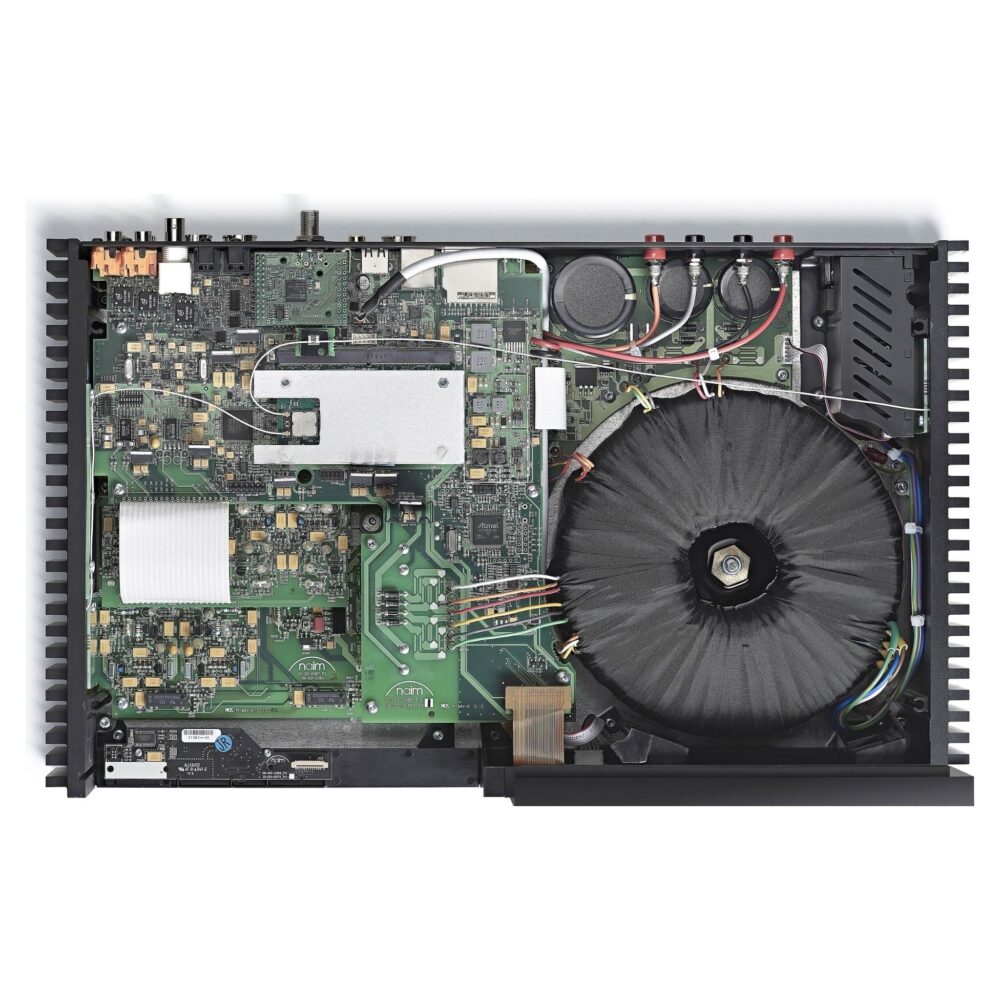 AVCore-Naim-Nova-Black-System- jpg